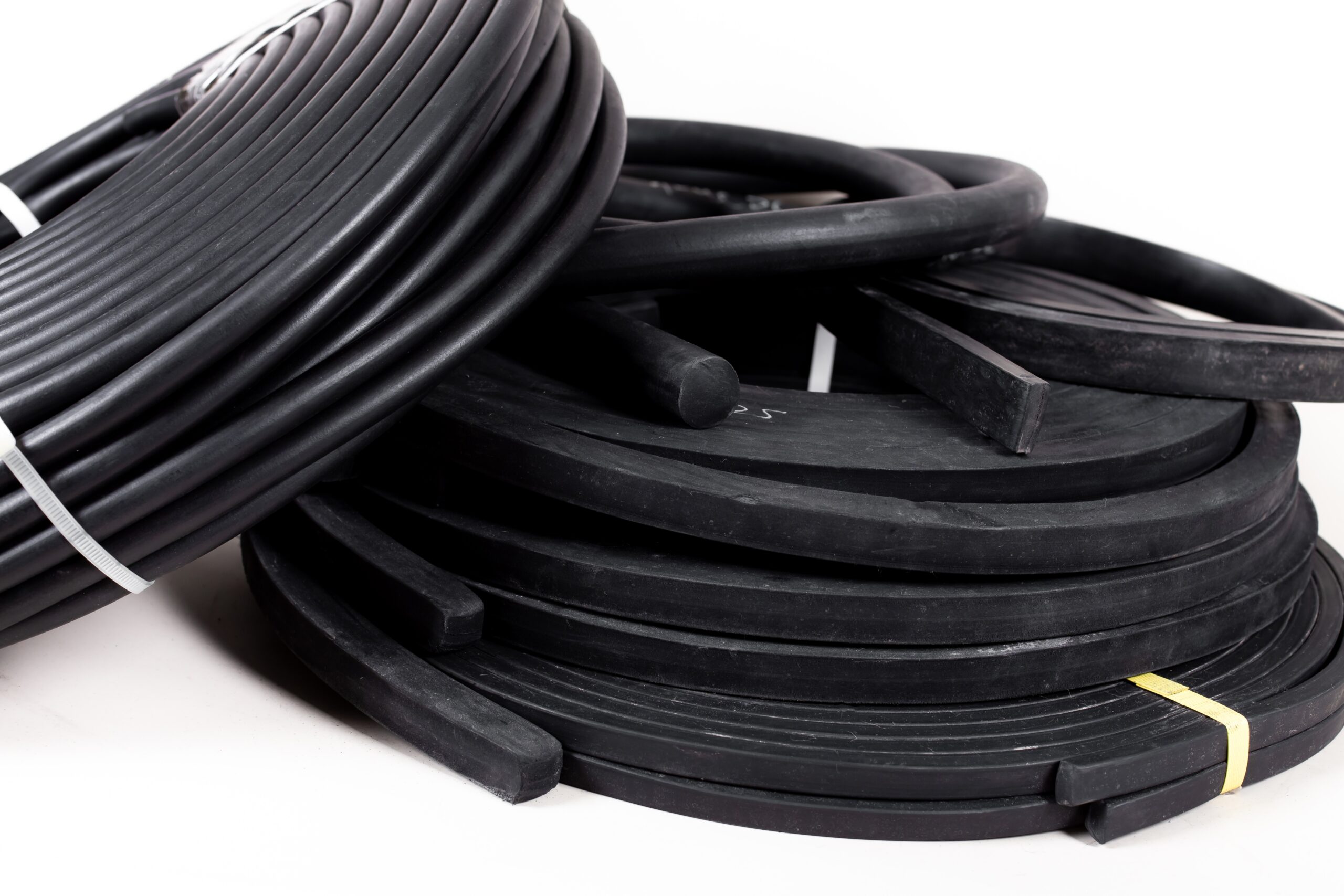 Полоса электроизоляционная 6*40 мм ИРП-1233 ТУ 38-30596-95